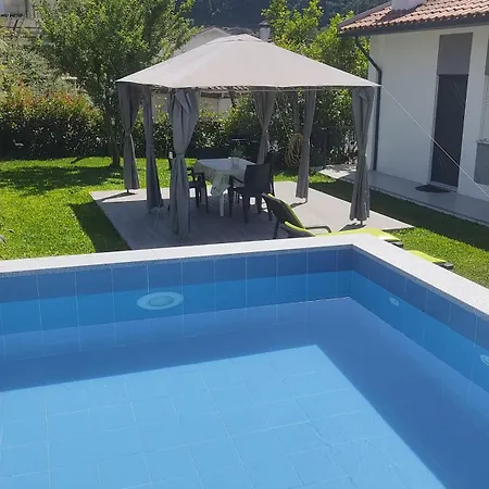 Casa Dos Avos Holiday home