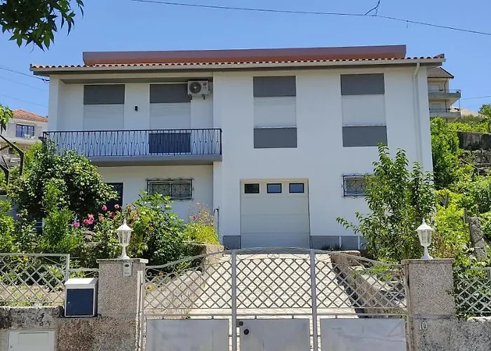 Semesterbostad Casa Dos Avos Vouzela